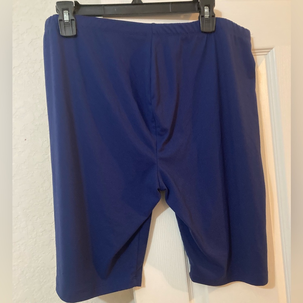 NWOT Zenana Women & Plus Athletic High Rise Workout Outseam Biker Shorts - Picture 2 of 7
